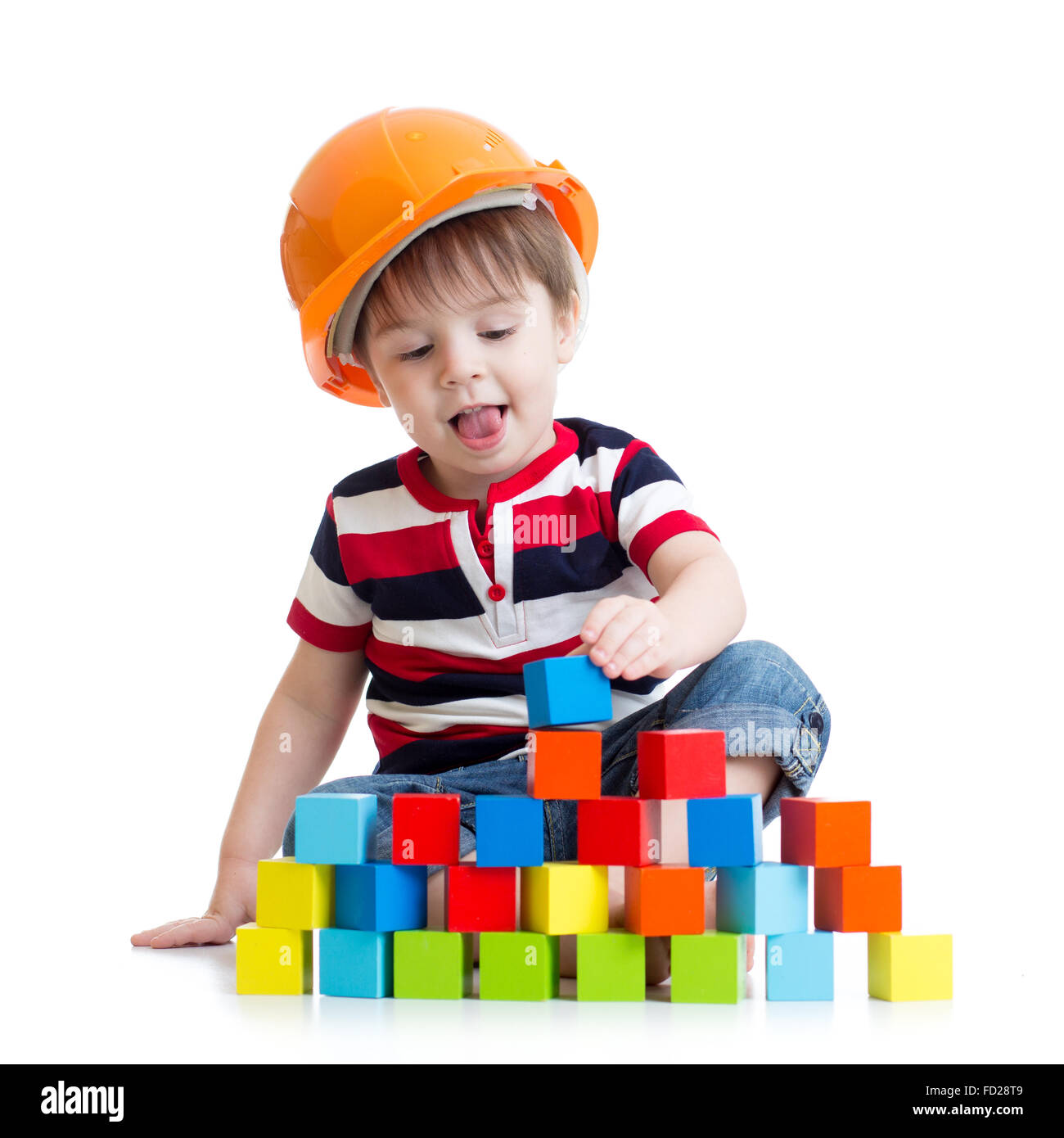 Kid Boy als Bauarbeiter in Schutzhelm Stockfoto