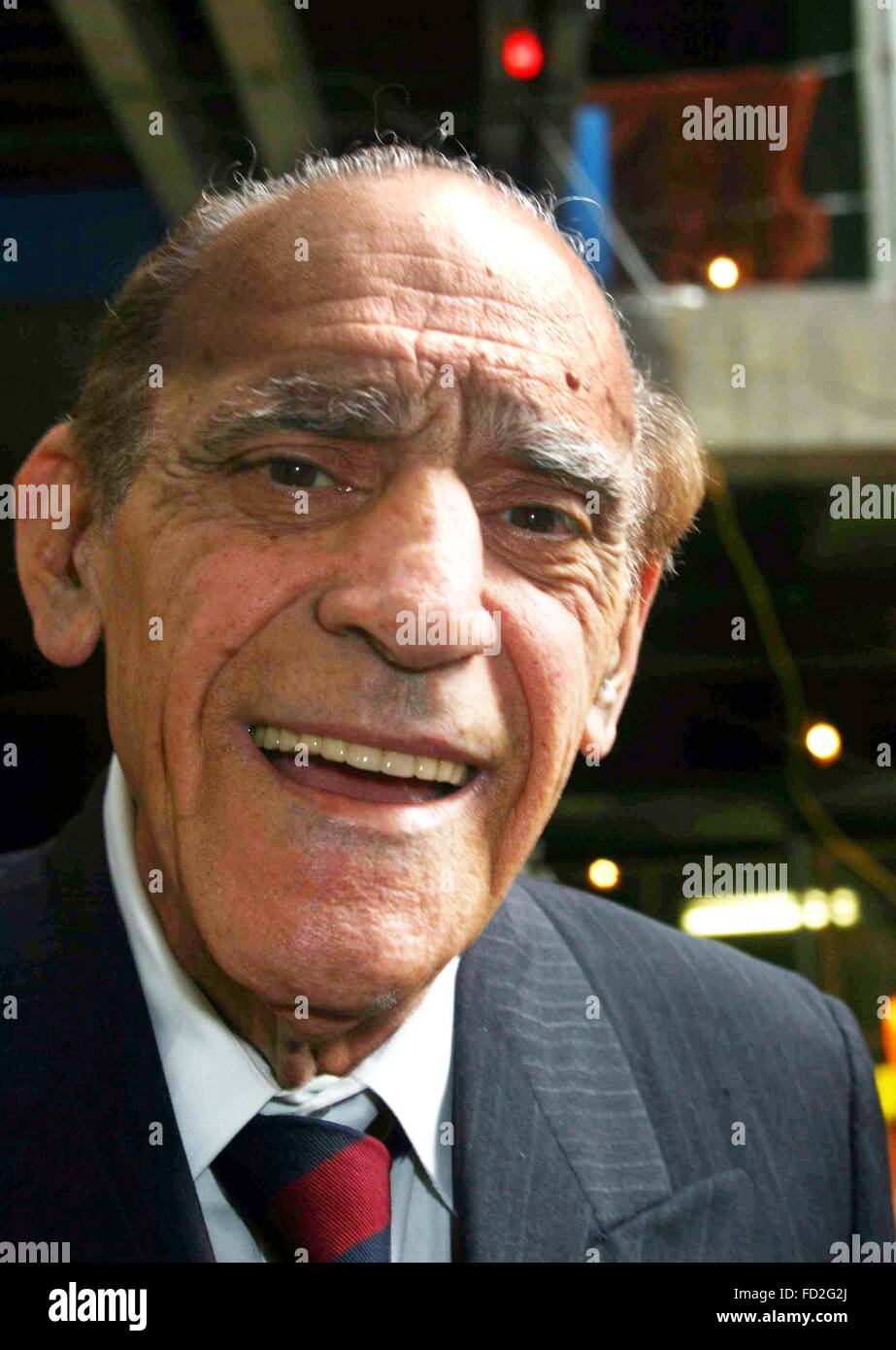 Datei. 26. Januar 2016. Schauspieler ABE VIGODA, der altersschwachen ...