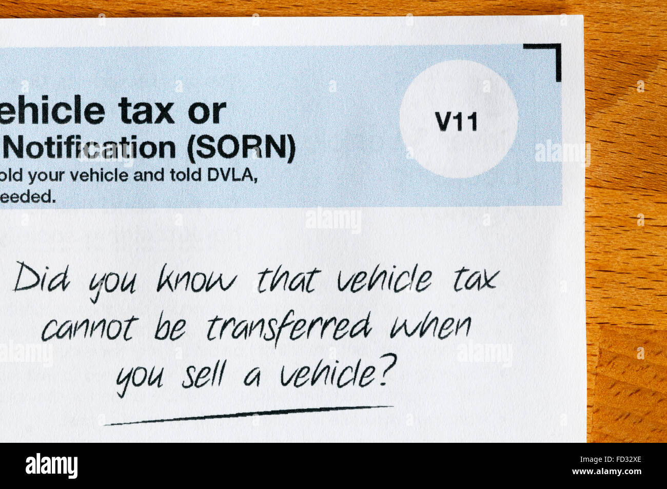 Eine Erinnerung aus der DVLA, Kfz-Steuer ist nicht übertragbar, wenn ein Fahrzeug verkauft wird. Stockfoto