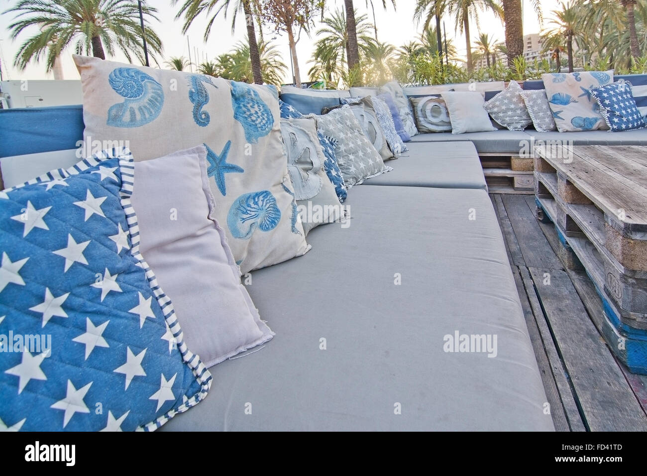 Get Nautischen couch For iPhone Free Nautischen Couch