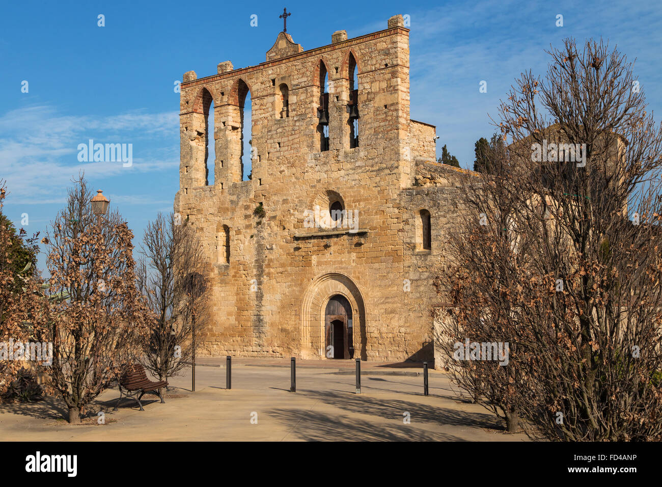 Kirche von Sant Esteve in Peratallada, Girona, Katalonien. Stockfoto