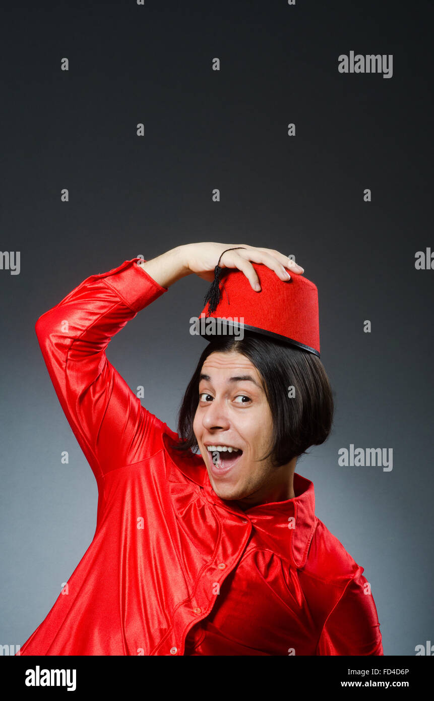 Der Mann mit roten Fez Hut Stockfoto