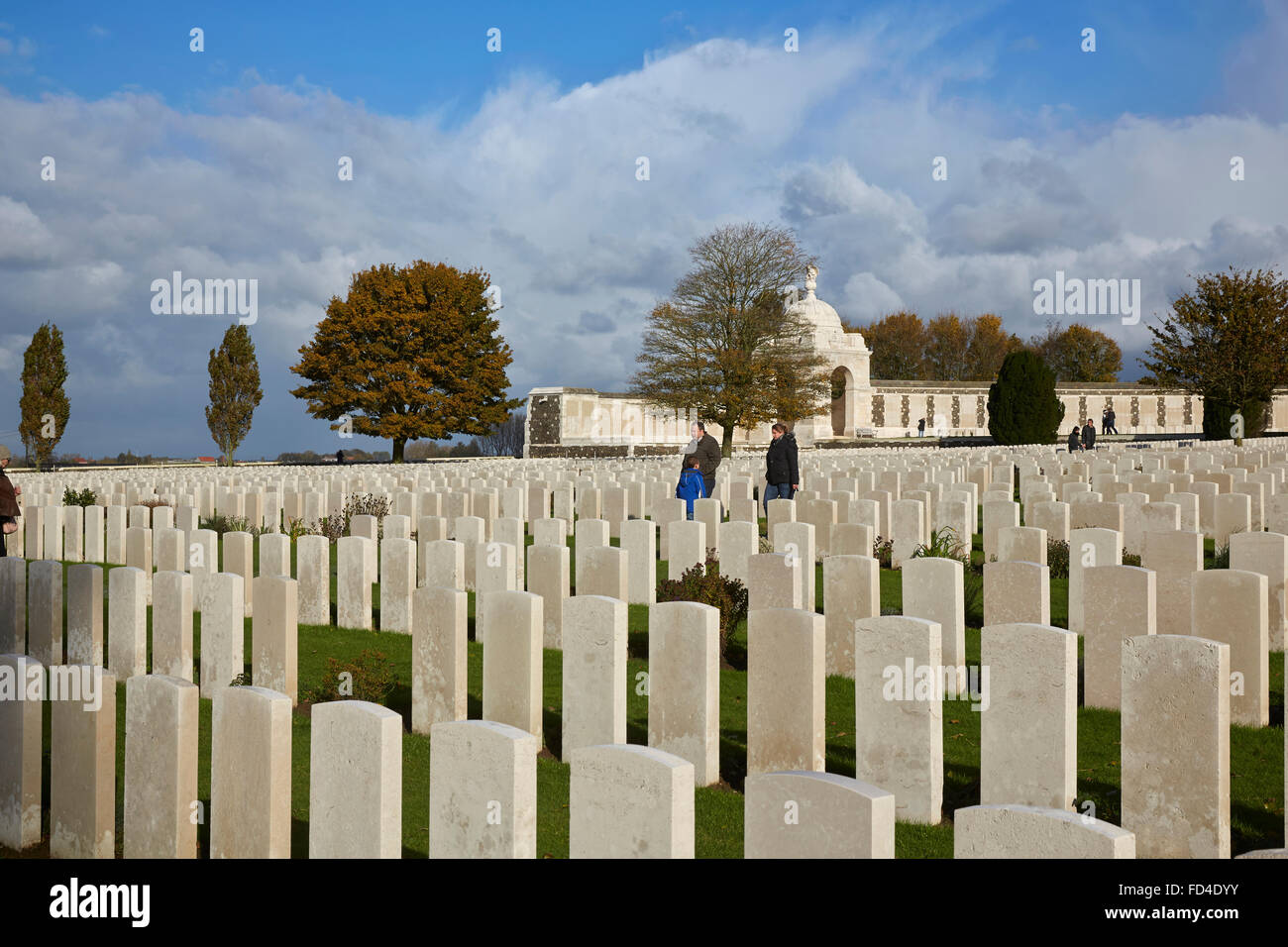 Tyne Cot Commonwealth War Graves Friedhof und Denkmal für die fehlenden Stockfoto