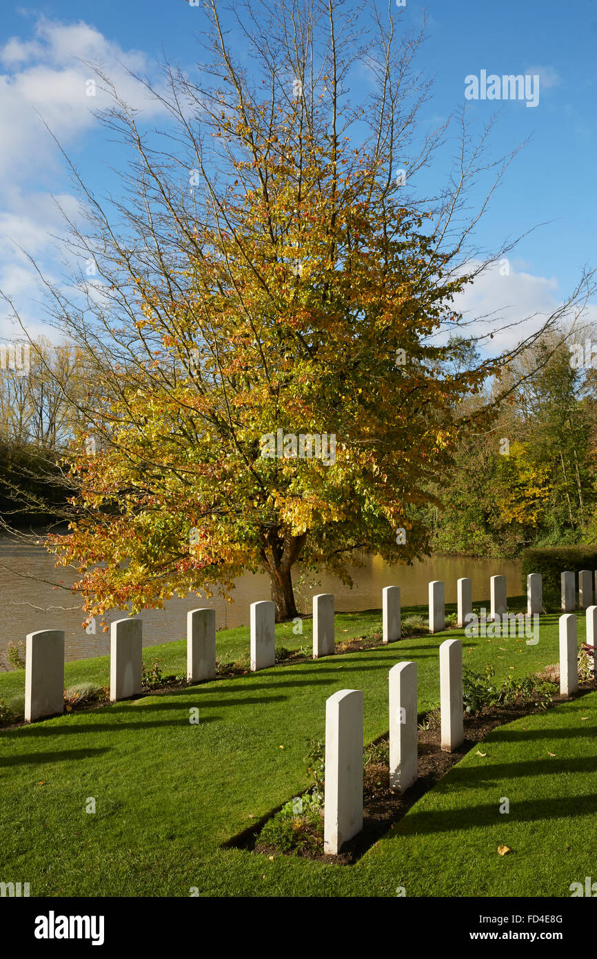 Wälle Friedhof, Rijseltor, Ieper Stockfoto
