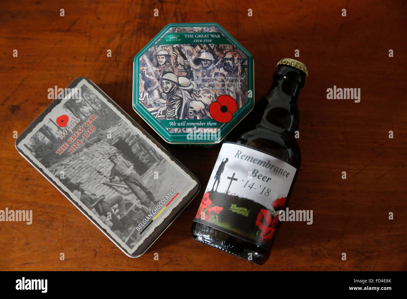 Ersten Weltkrieg angehauchte Produkte in Ieper Souvenirläden verkauft Stockfoto
