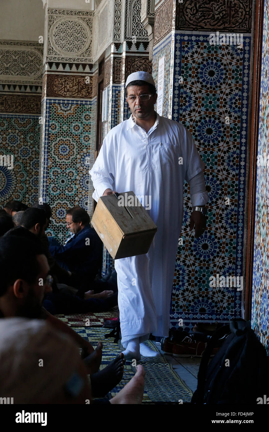 Freitagsgebet in die große Moschee von Paris. Kollektion. Stockfoto