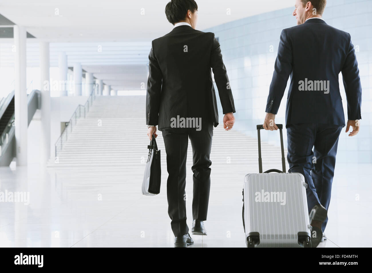 Unternehmer am Flughafen Stockfoto