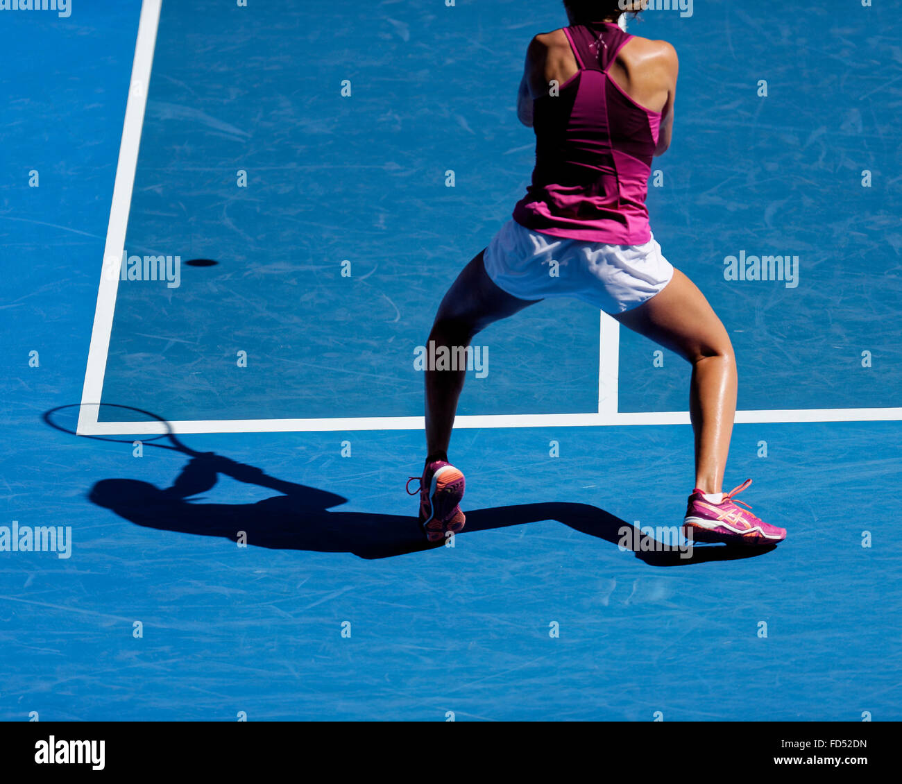 Melbourne, Australien. 28. Januar 2016. Johnana Konta (GBR) in Aktion gegen Angelique Gerber (GER) während ihre Frauen Singles match bei den Australian Open Tennis Championship im Melbourne Park, Australien. Gerber beat Konta 7:5, 6:2 Credit: Action Plus Sport/Alamy Live News Stockfoto