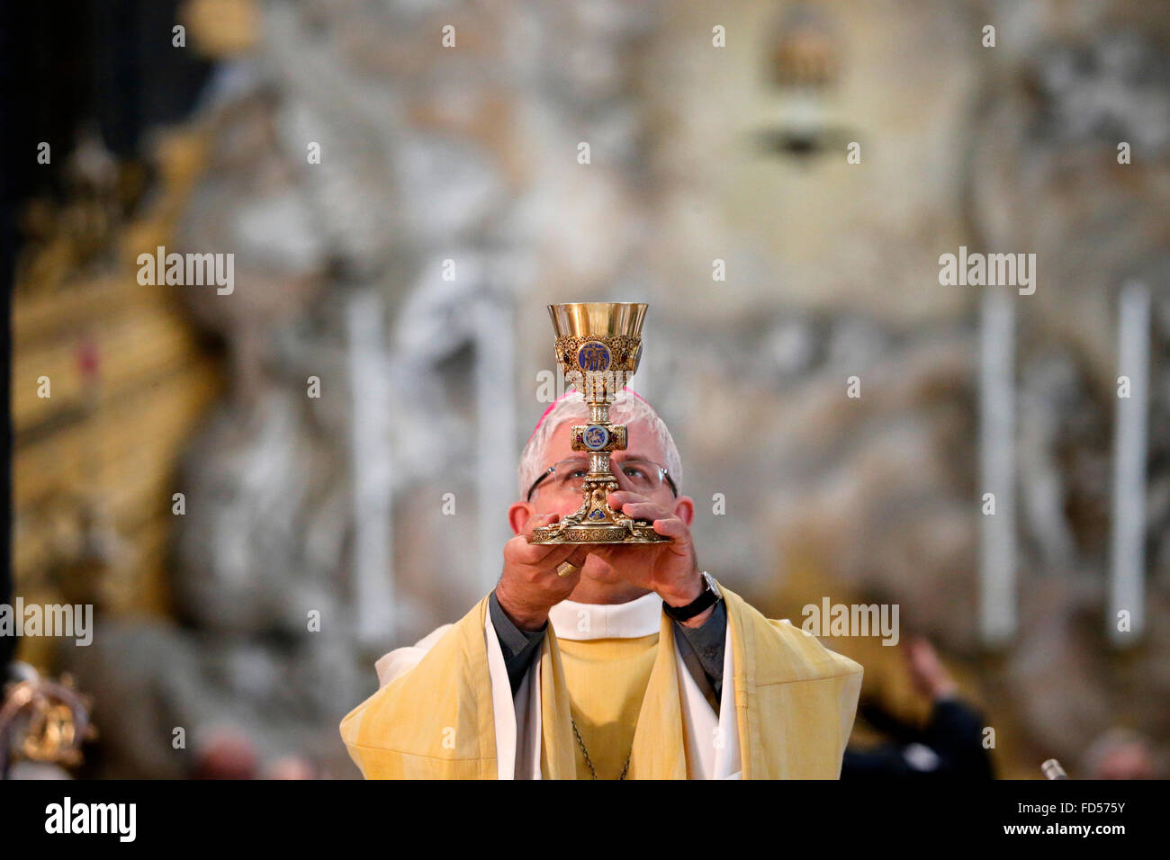 Kathedrale von Amiens. Feier der Eucharistie. Elevation Of The Host. Stockfoto