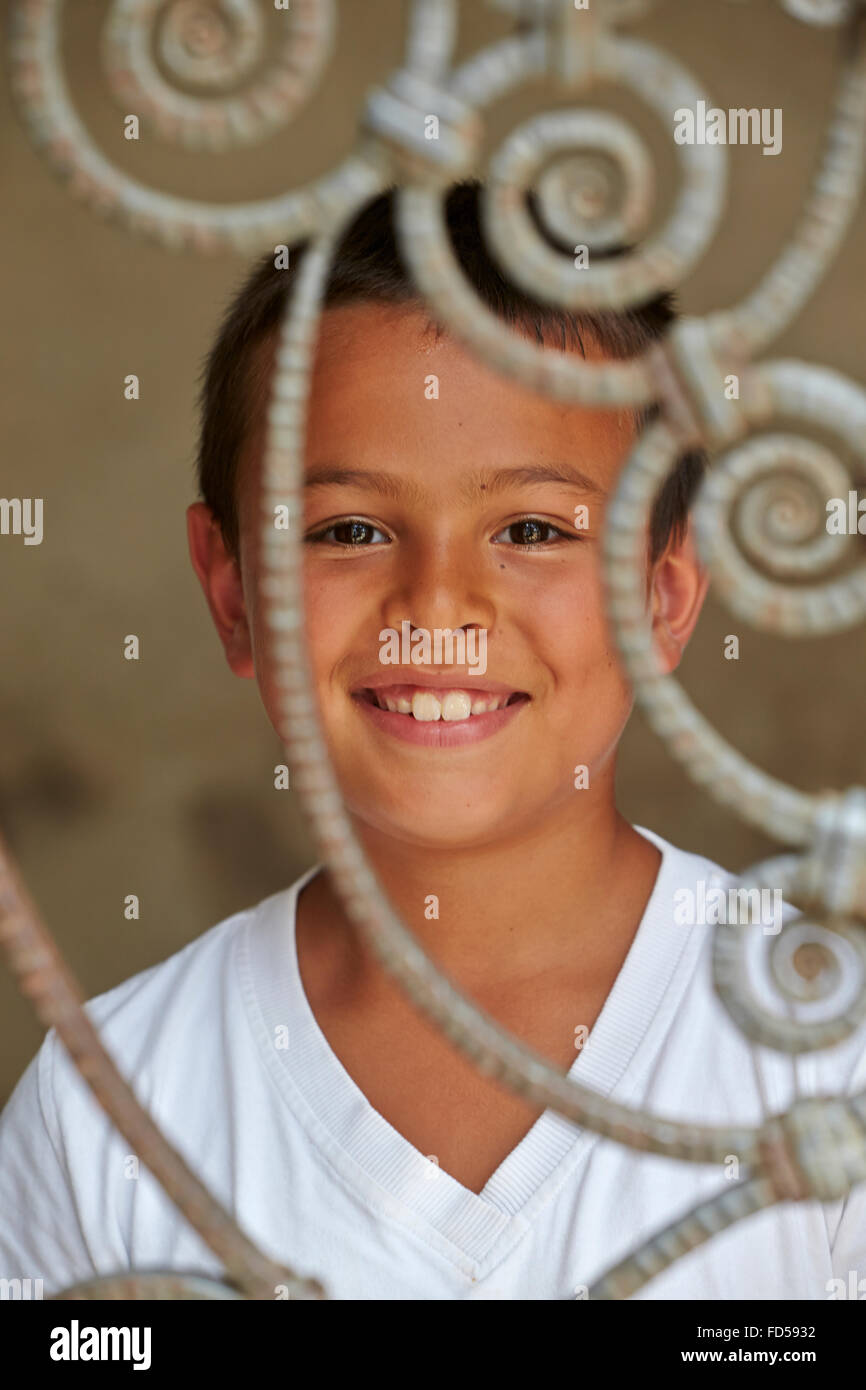 8 jähriges kind -Fotos und -Bildmaterial in hoher Auflösung – Alamy