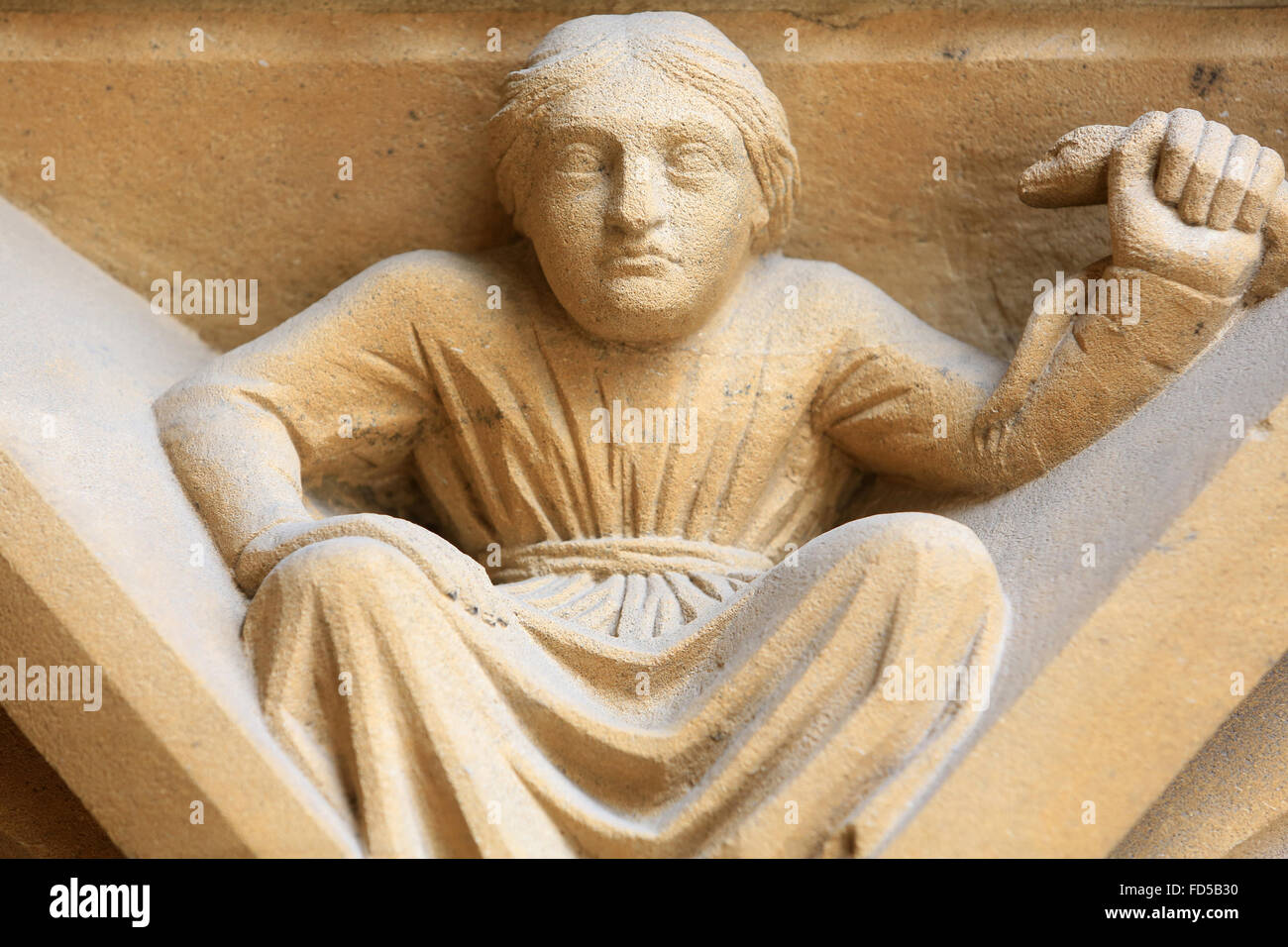 Symbolische Darstellung. Die Schlange. Portal der Jungfrau Maria. 13. Jahrhundert. Gothic. St. Stephen Kathedrale von Metz. Stockfoto