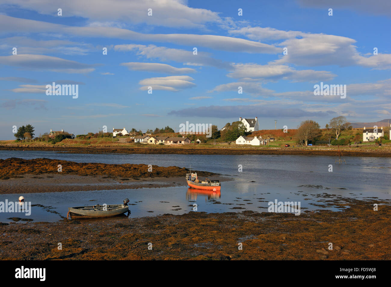 Einige linsenförmigen Wolken über Bunessan auf der Isle of Mull in der Inneren Hebriden in Schottland Stockfoto