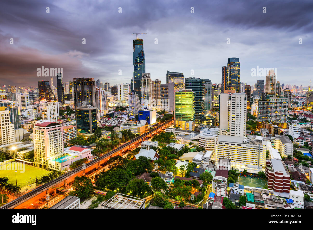 Bangkok, Thailand Finanzviertel Skyline. Stockfoto