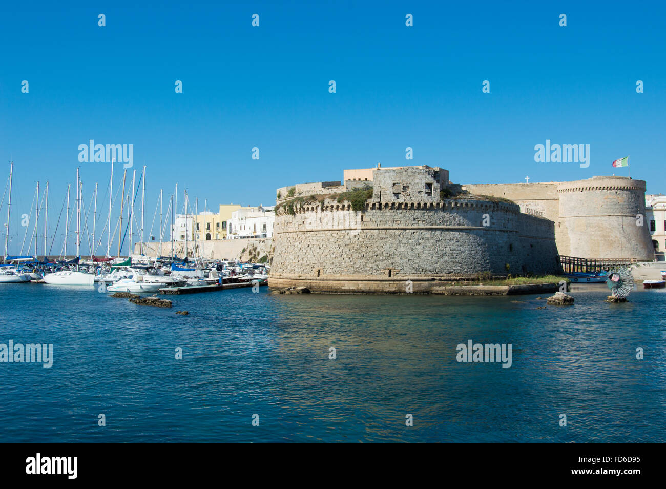 Altstadt von Gallipoli auf der südlichen Küste von Italien - Reisen in Apulien Stockfoto