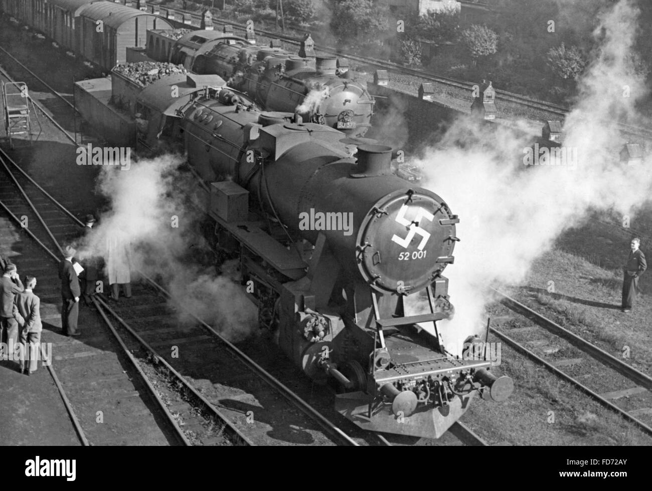 Kriegslokomotiv -Fotos und -Bildmaterial in hoher Auflösung – Alamy