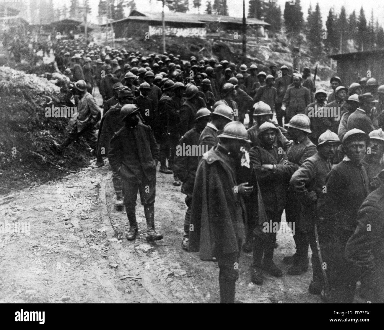 Transport von italienischen Kriegsgefangenen, 1918 Stockfoto