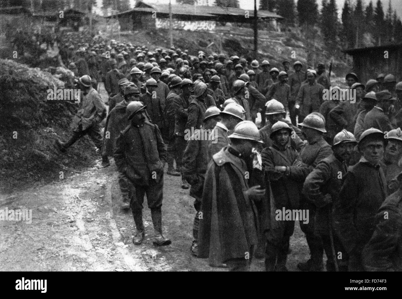 Transport von italienischen Kriegsgefangenen, 1918 Stockfoto