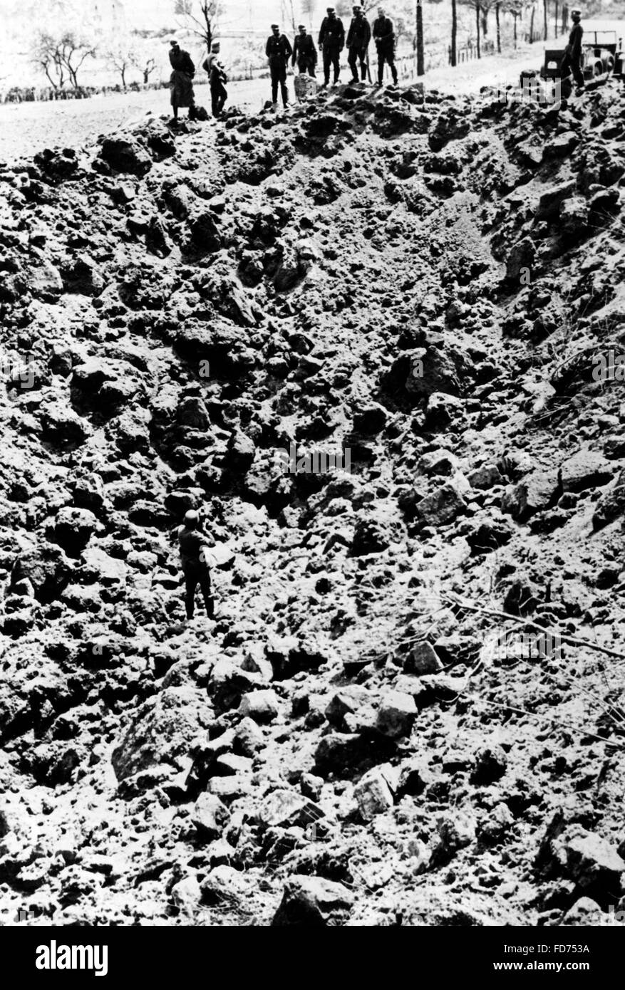 Straße, zerstört von den Holländern, 1940 Stockfoto