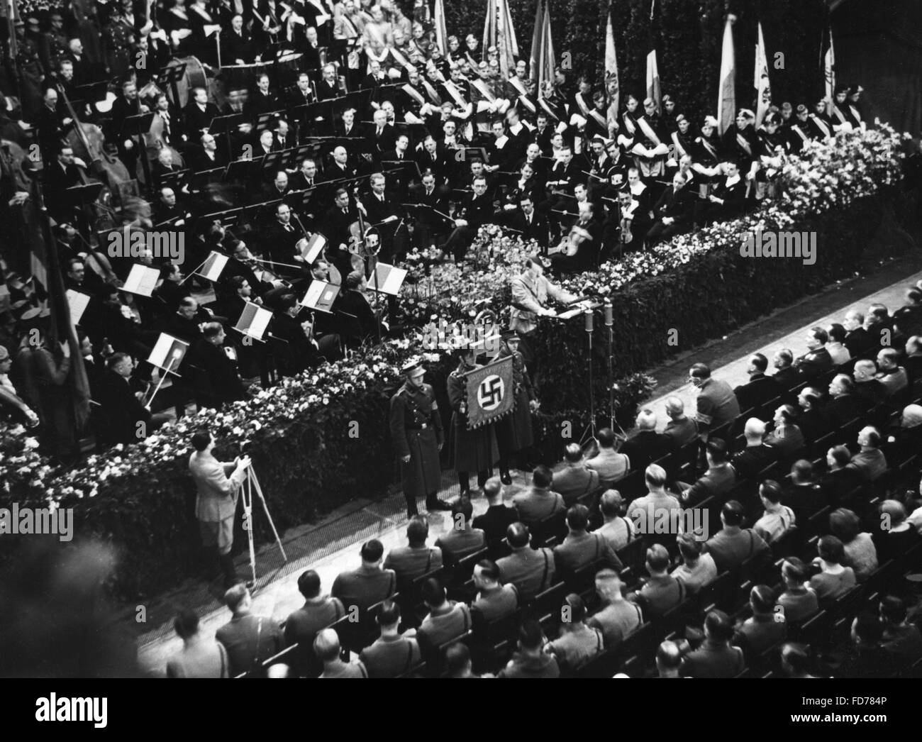 Verkündung der Verfassung der deutschen Studentenschaft in der Berliner Philharmonie, 1934 Stockfoto