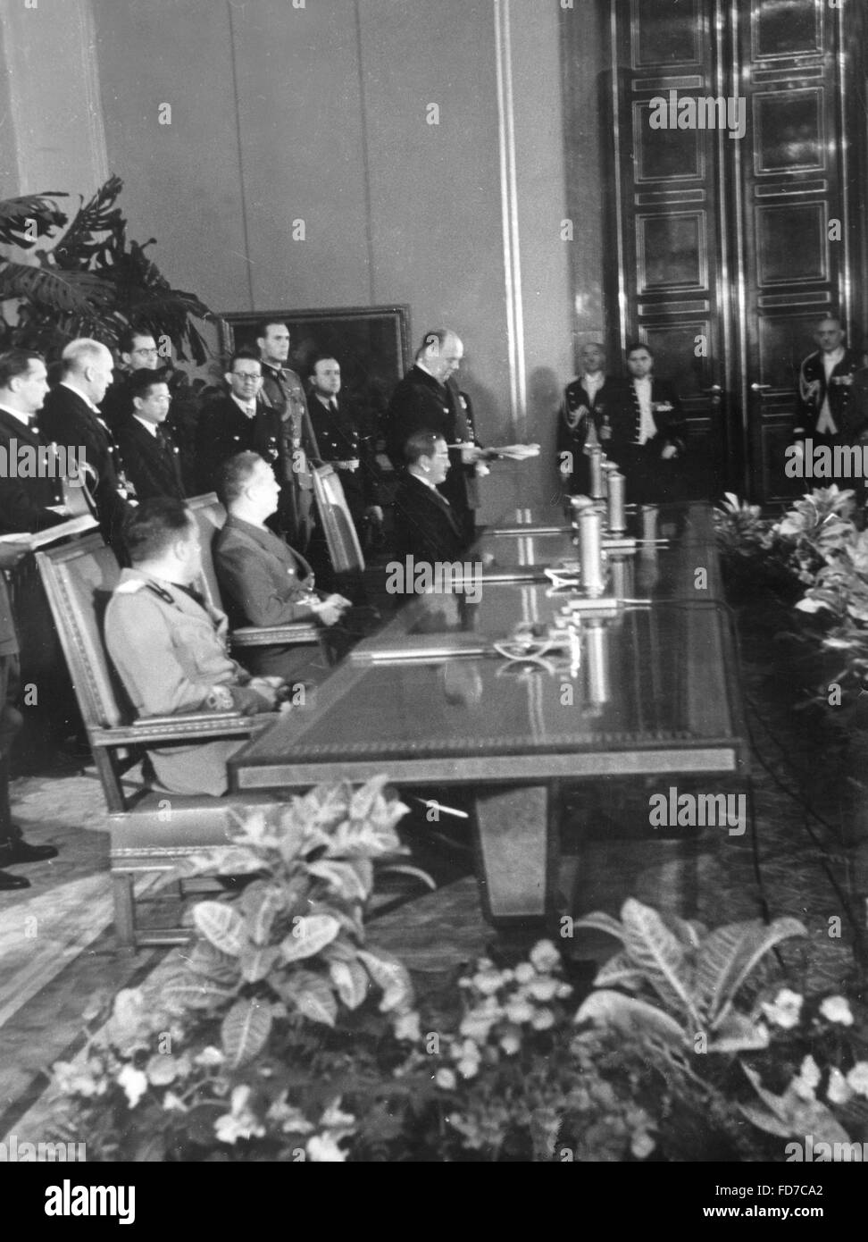 Ciano, Ribbentrop und Kurusu bei der Anmeldung den Dreimächtepakt, 27.09.1940 Stockfoto