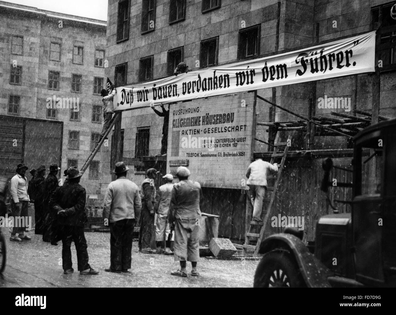 Wahlpropaganda für die Deutsche Bauarbeiterschaft (deutsche Bauarbeiter) für die Reichstagswahl 1936 Stockfoto