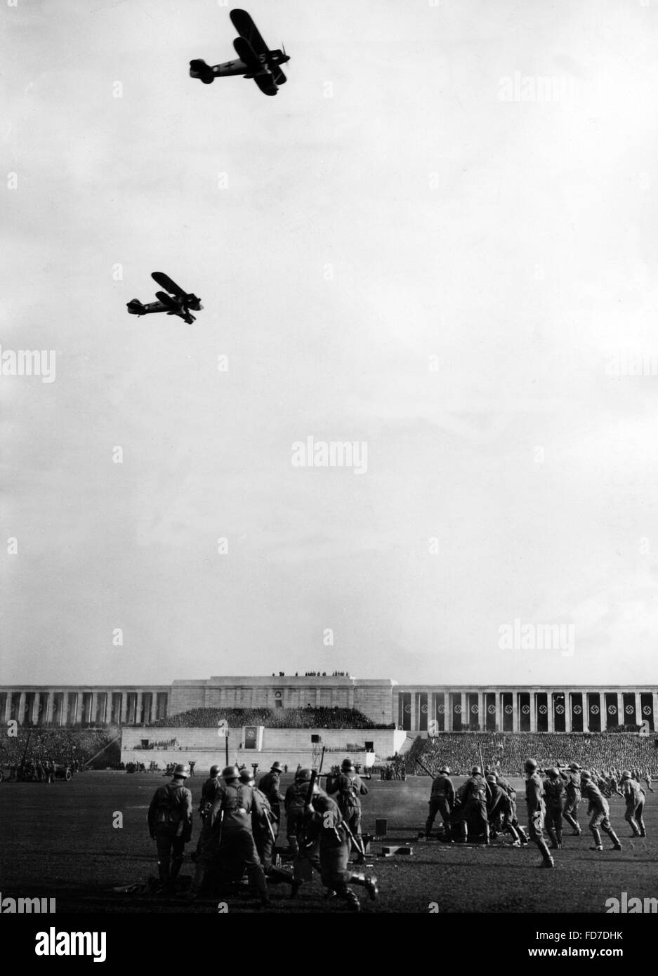 Überflug am Tag der Wehrmacht, 1936 Stockfoto