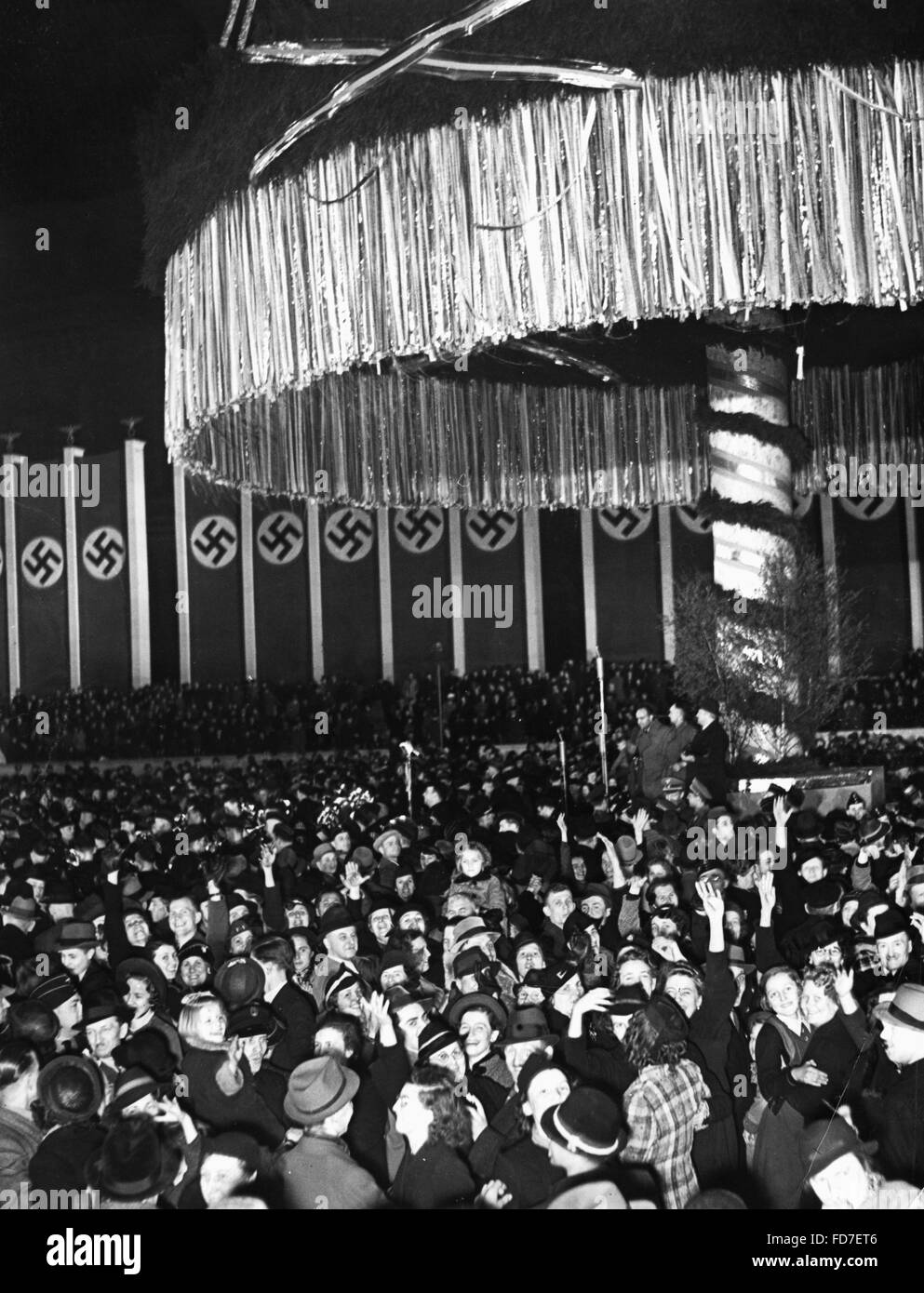 Maibaum Tanz in Berlin, 1939 Stockfoto