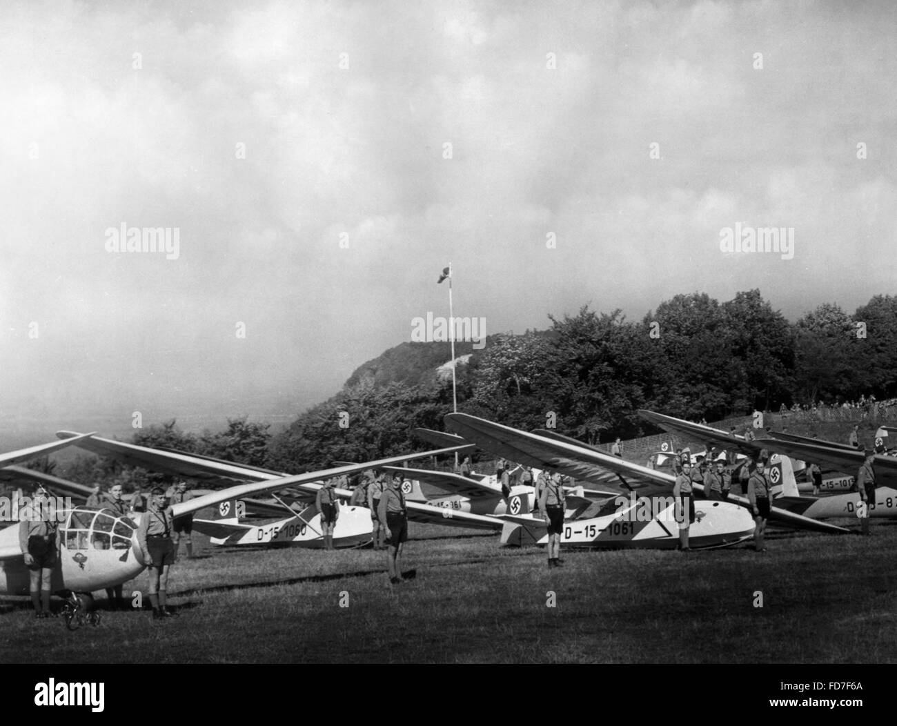 Filmszene: Flieger-HJ Mitglieder auf Ebenen, 1942 Stockfoto