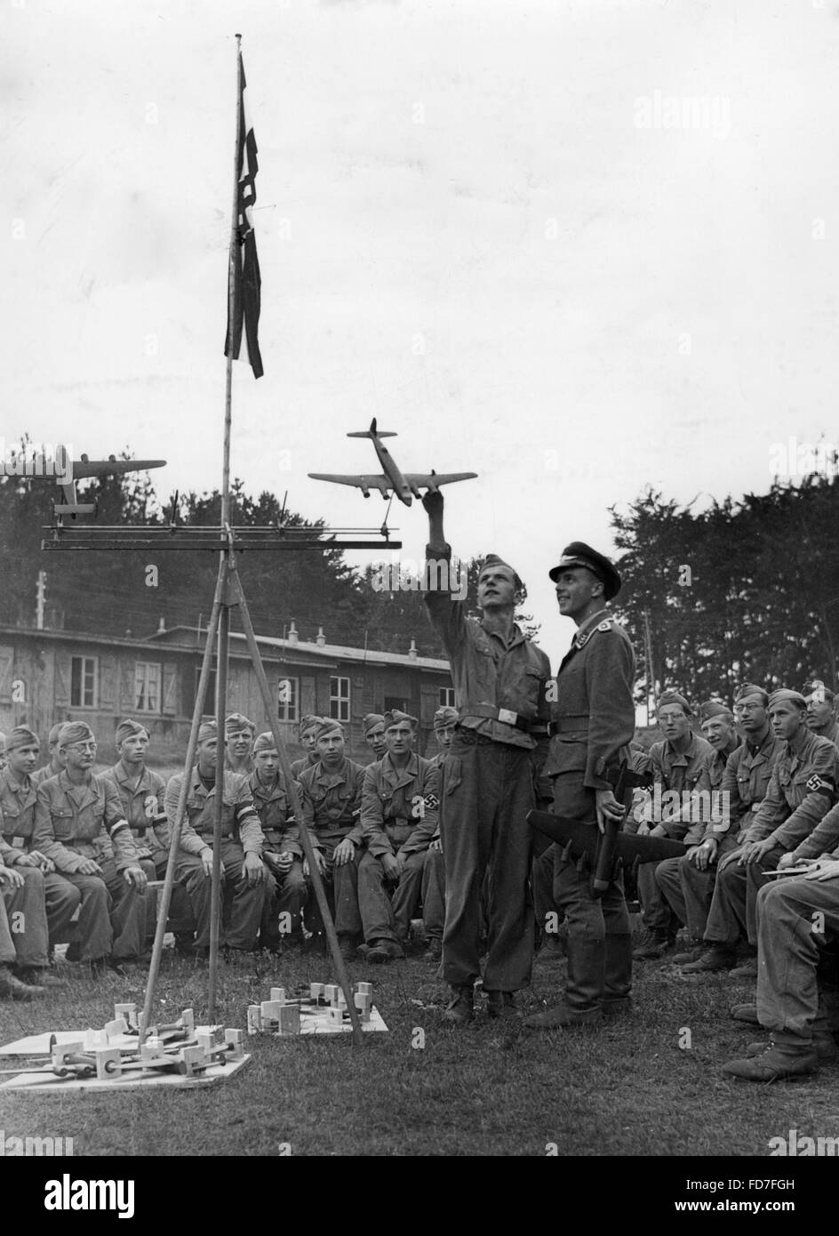 HJ-Ausbildung in einem militärischen Ausbildungslager, 1943 Stockfoto