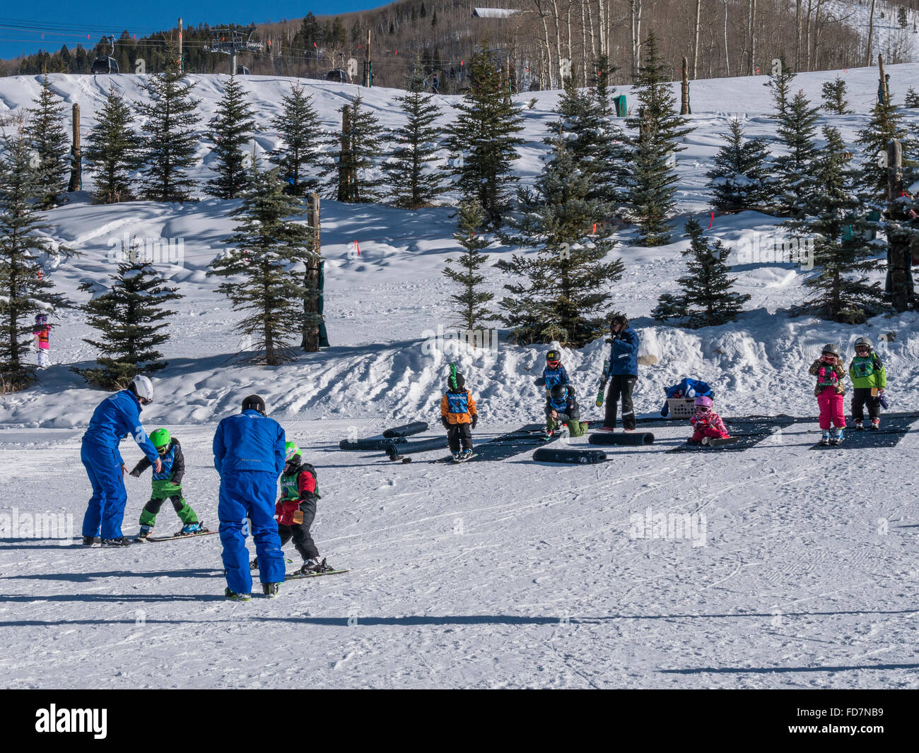 Kinder ski-Schule, Beaver Creek Resort, Avon, Colorado. Stockfoto