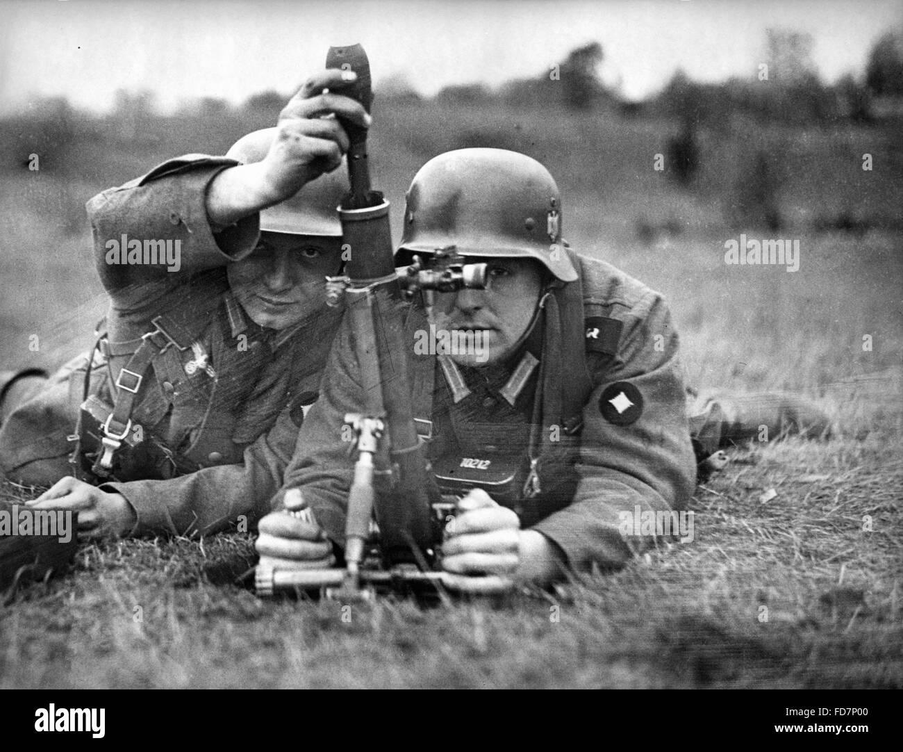 Ausbildung bei den Granatwerfer zu rekrutieren Stockfoto