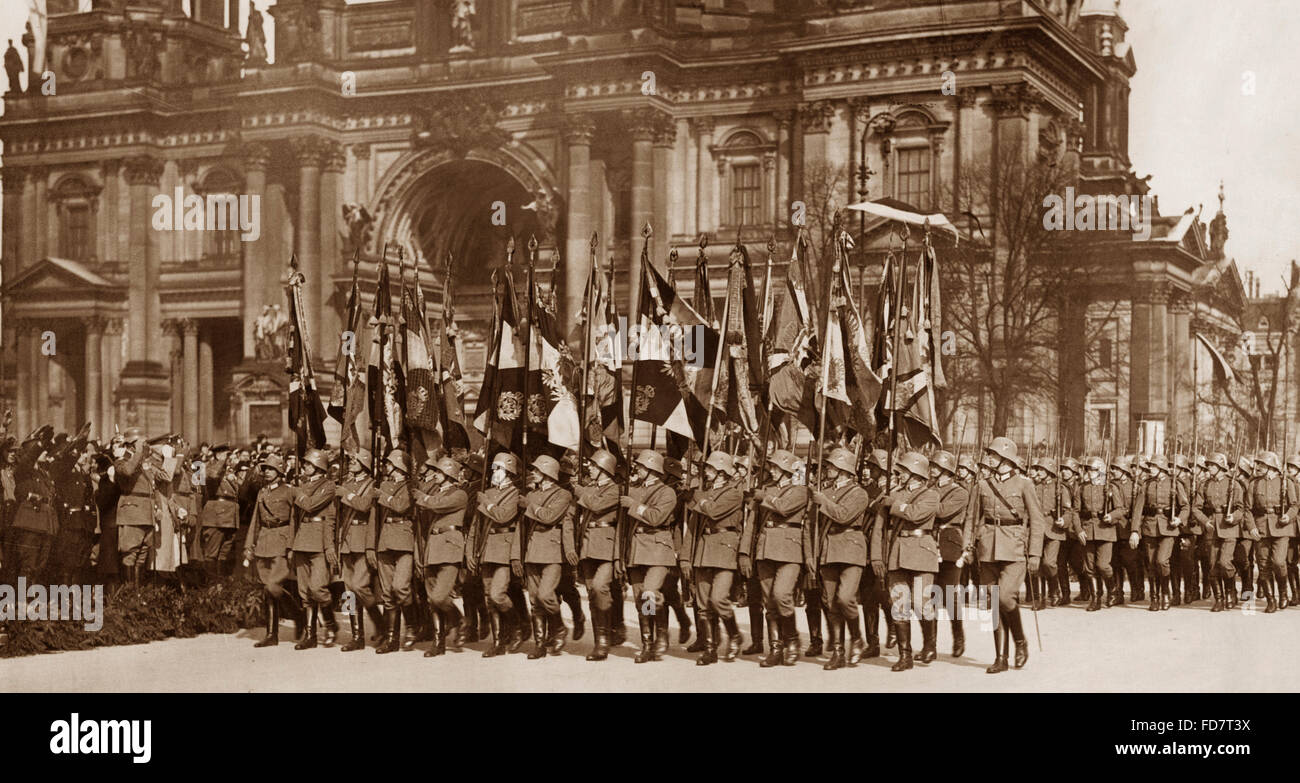 Militärische parade auf dem "Tag von Potsdam", 1933 Stockfoto