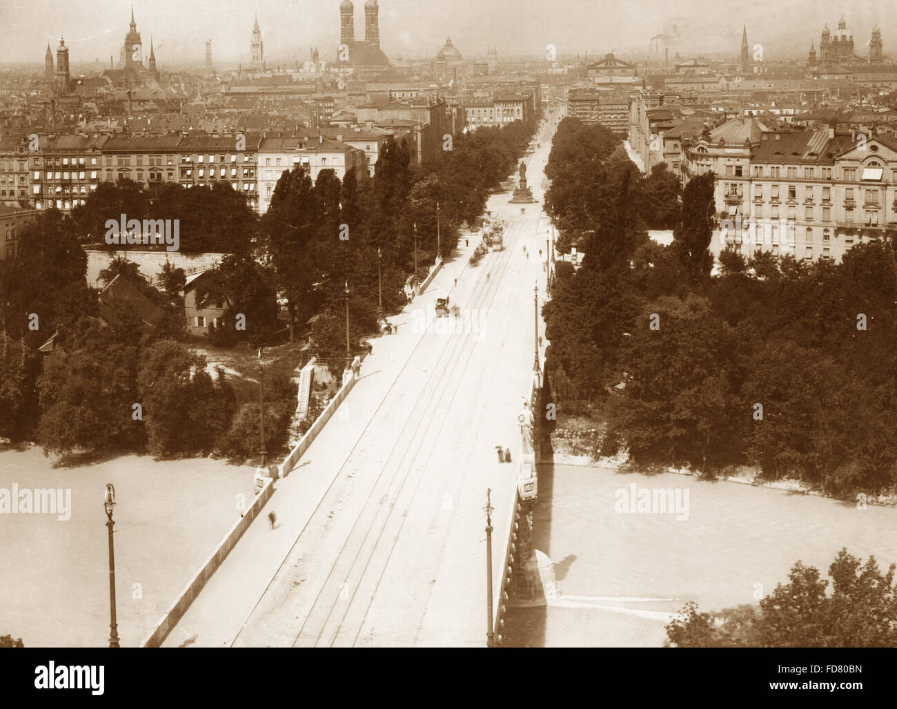 In der maximilianstraße in -Fotos und -Bildmaterial in hoher Auflösung ...