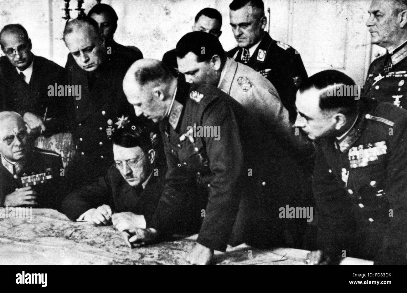 Adolf Hitler während einer Besprechung auf dem Berghof, 1944 Stockfoto