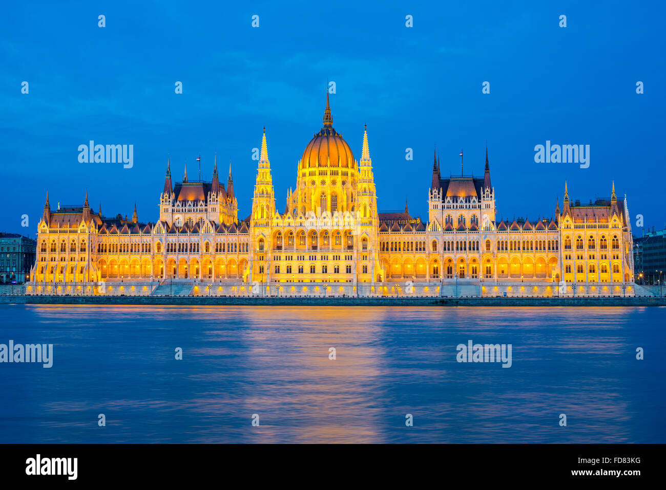 Parlamentsgebäude in der Nacht, Budapest, Ungarn Stockfoto