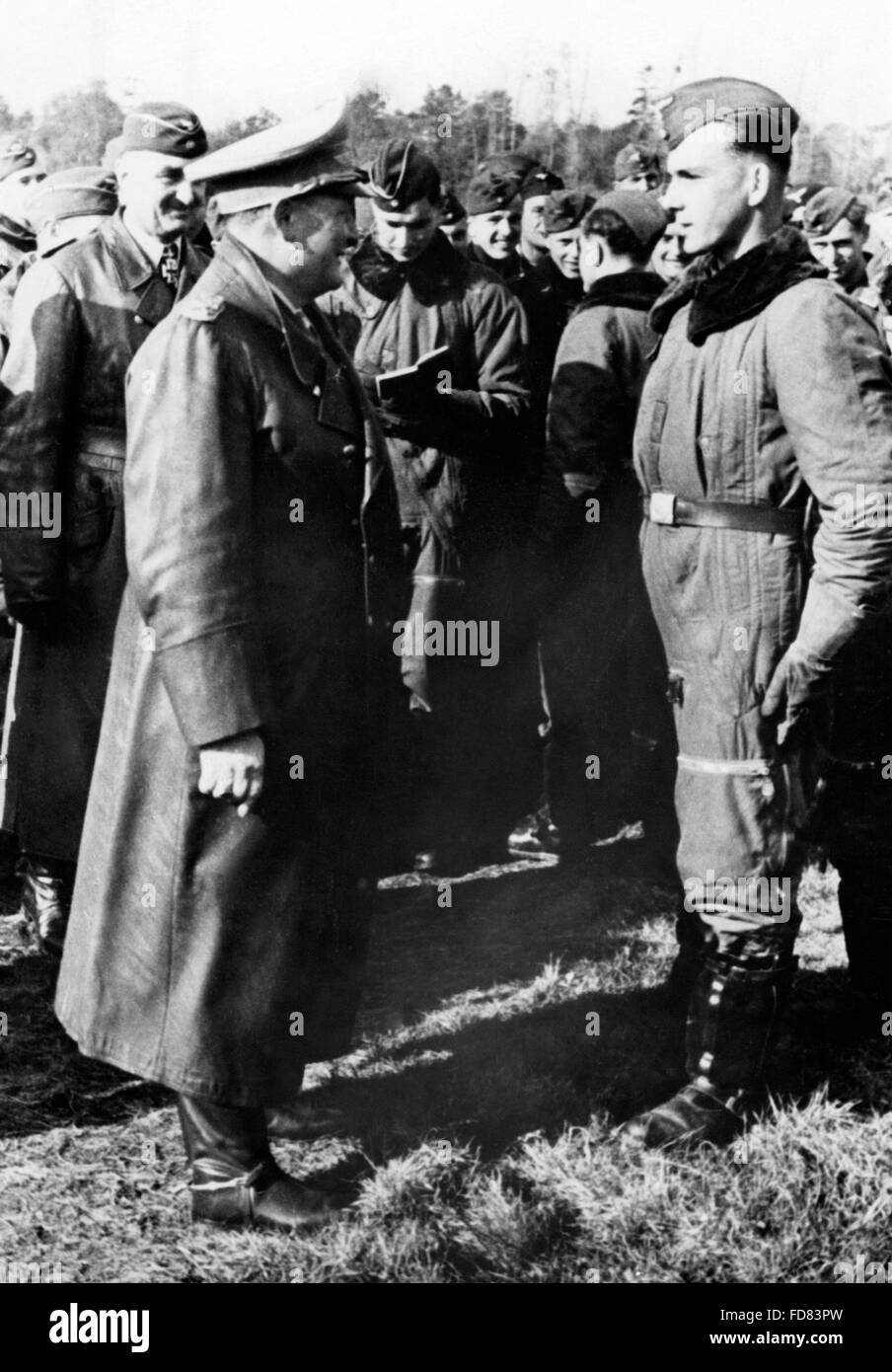 Hermann Göring und ein Offizier der deutschen Luftwaffe, 1941 Stockfoto