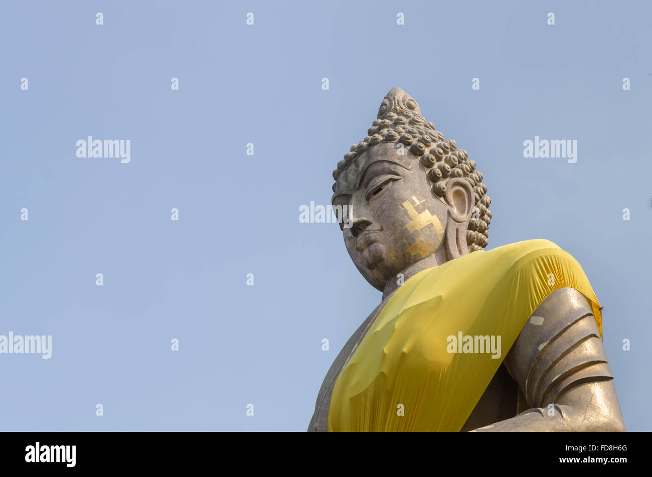 Große Buddha-Statue im Wat Lahan Rai, Rayong, Thailand. Stockfoto