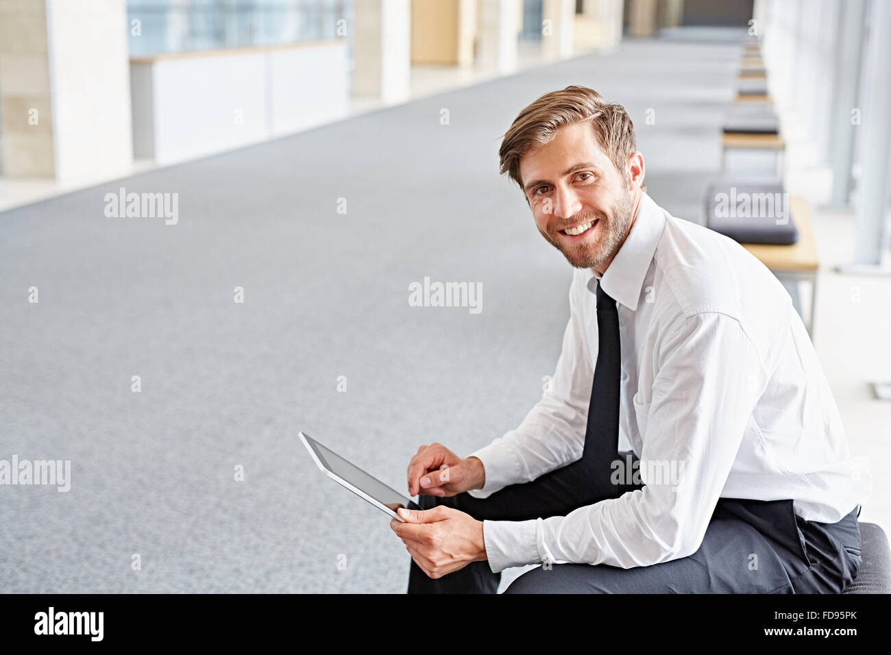 Geschäftsinformationen ist jetzt so zugänglich Stockfoto