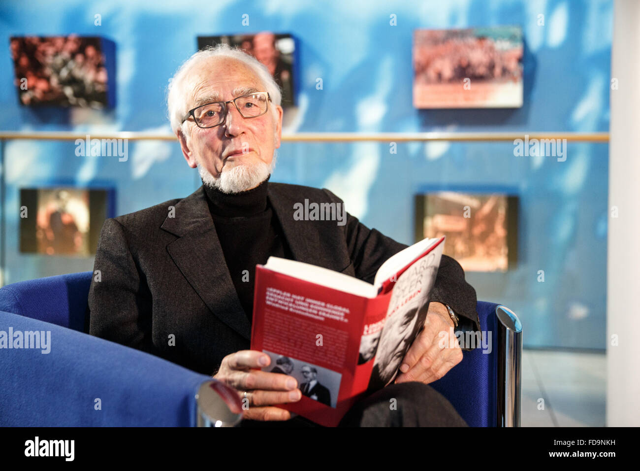 Berlin, Deutschland, Erhard Eppler, Politiker und Autor in seiner Buchpräsentation Stockfoto