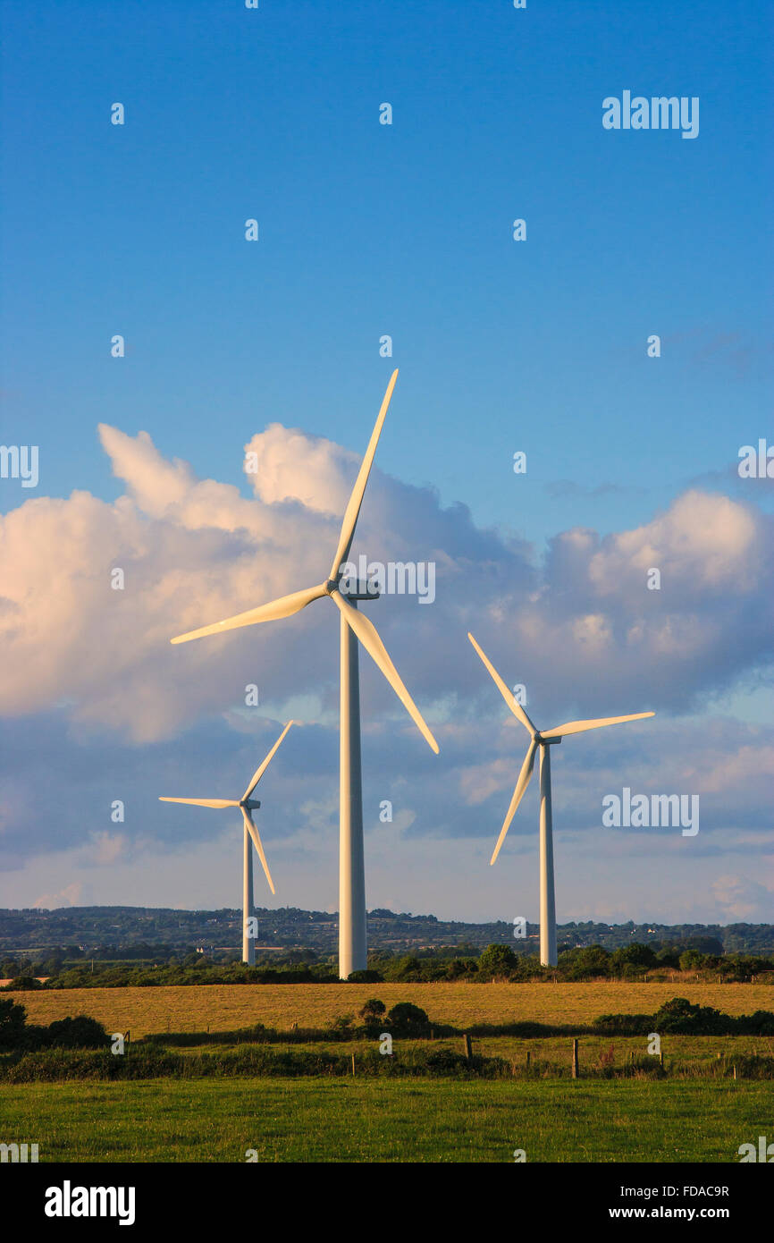 Wind-Turbinen Turbine Bauernhof saubere grüne Energie uk Stockfoto