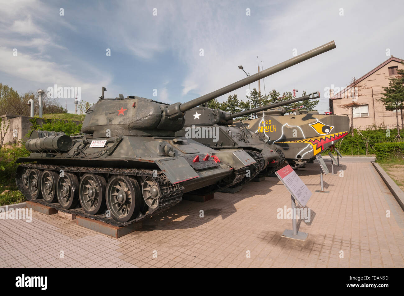 T-34 Panzer (UdSSR), Krieg-Denkmal von Korea, Jeonjaeng Ginyeomgwan, Yongsan-Dong, Seoul, Südkorea Stockfoto