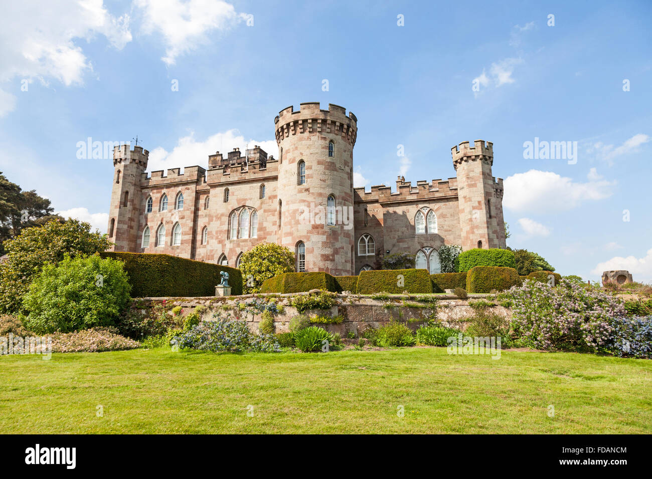 Cholmondeley Castle Gardens Landhaus Cholmondeley Cheshire England UK Stockfoto