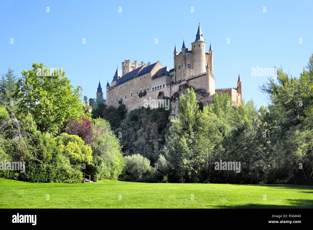 Malerische Aussicht auf die Burg von Segovia (Alcazar), Spanien Stockfoto