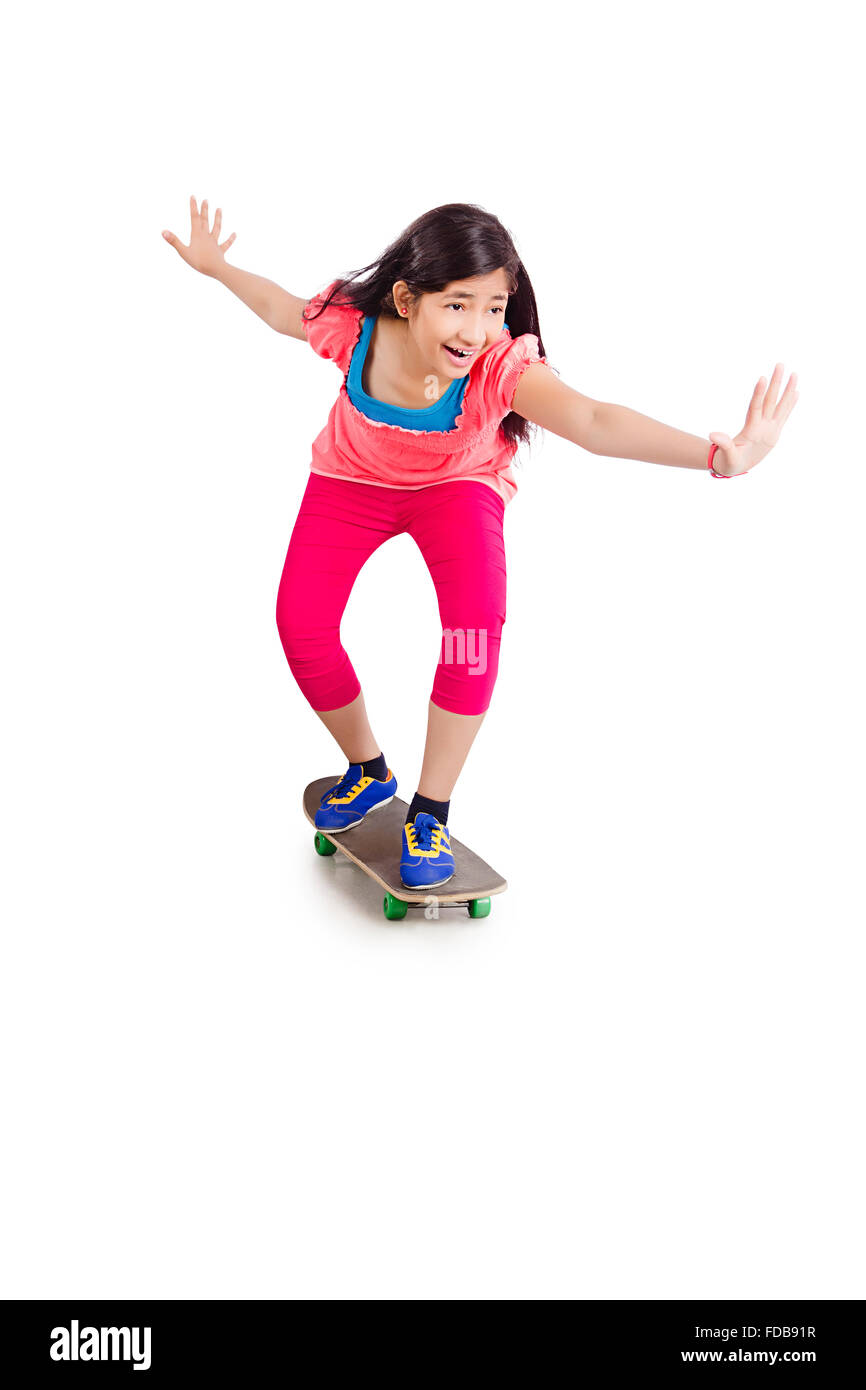 1 Teenager Mädchen Student Skateboard Skaten Stockfoto