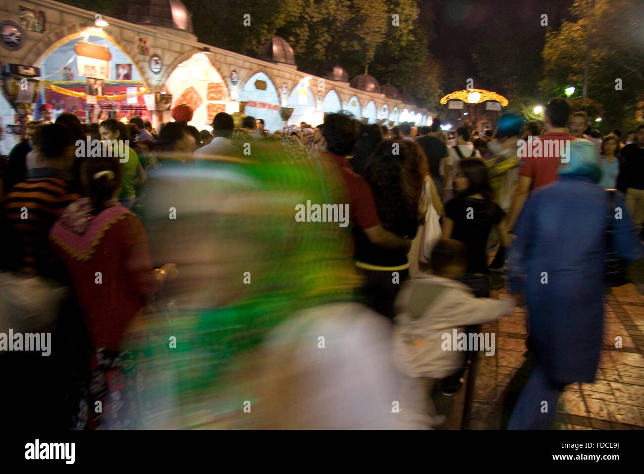 ISTANBUL, Türkei - 6. September: Ramadan Eröffnung der türkischen Muslime in Sultanahmet-Platz am 6. September 2009 in Istanbul, Türkei Stockfoto