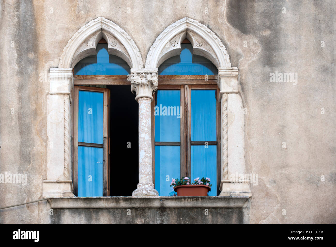 Fernsehreihe, Dalmatien, Split, Gotisches Fenster Stockfoto