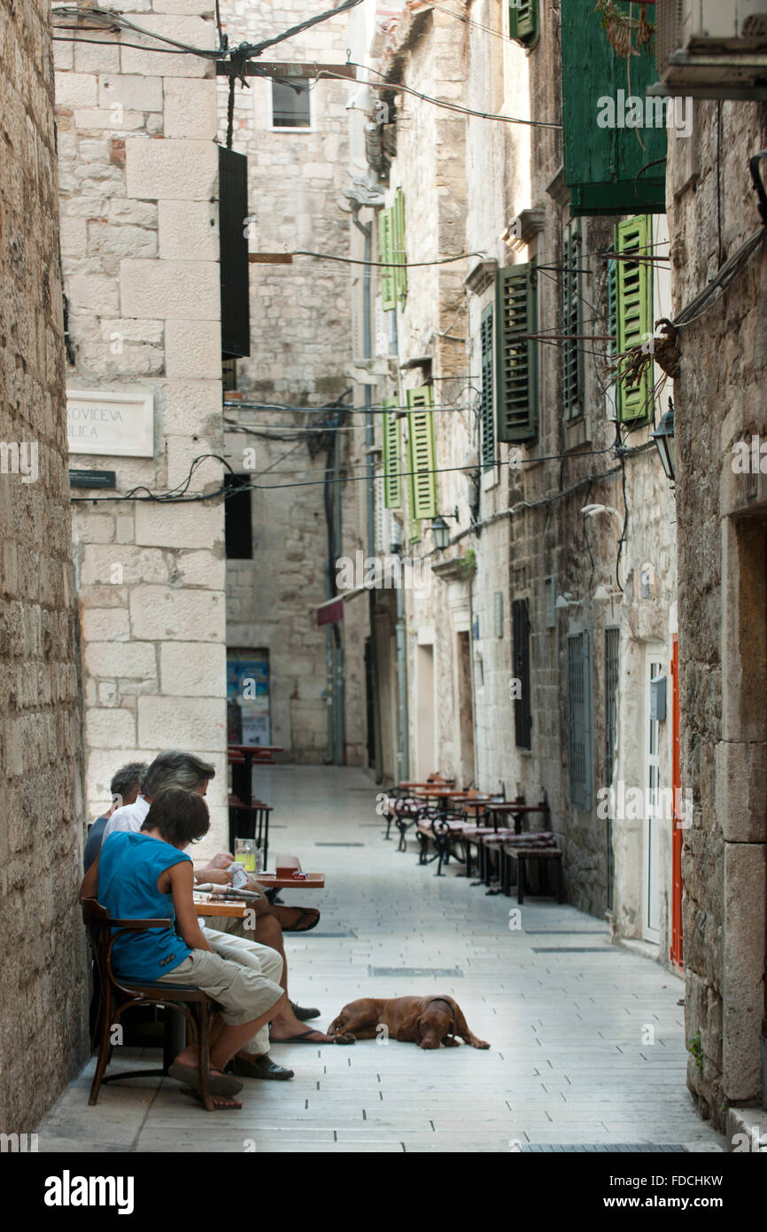 Fernsehreihe, Dalmatien, Split, Gasse in der Altstadt Stockfoto