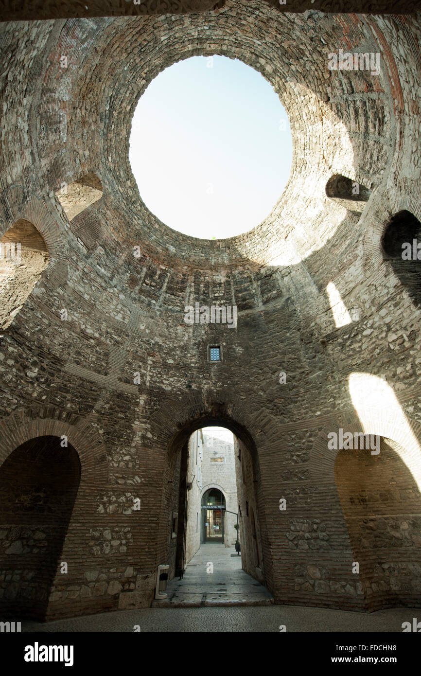 Fernsehreihe, Dalmatien, Split, Übersetzer, Vestibulum der Kaiserlichen Wohnung Im Diokletianpalst Stockfoto