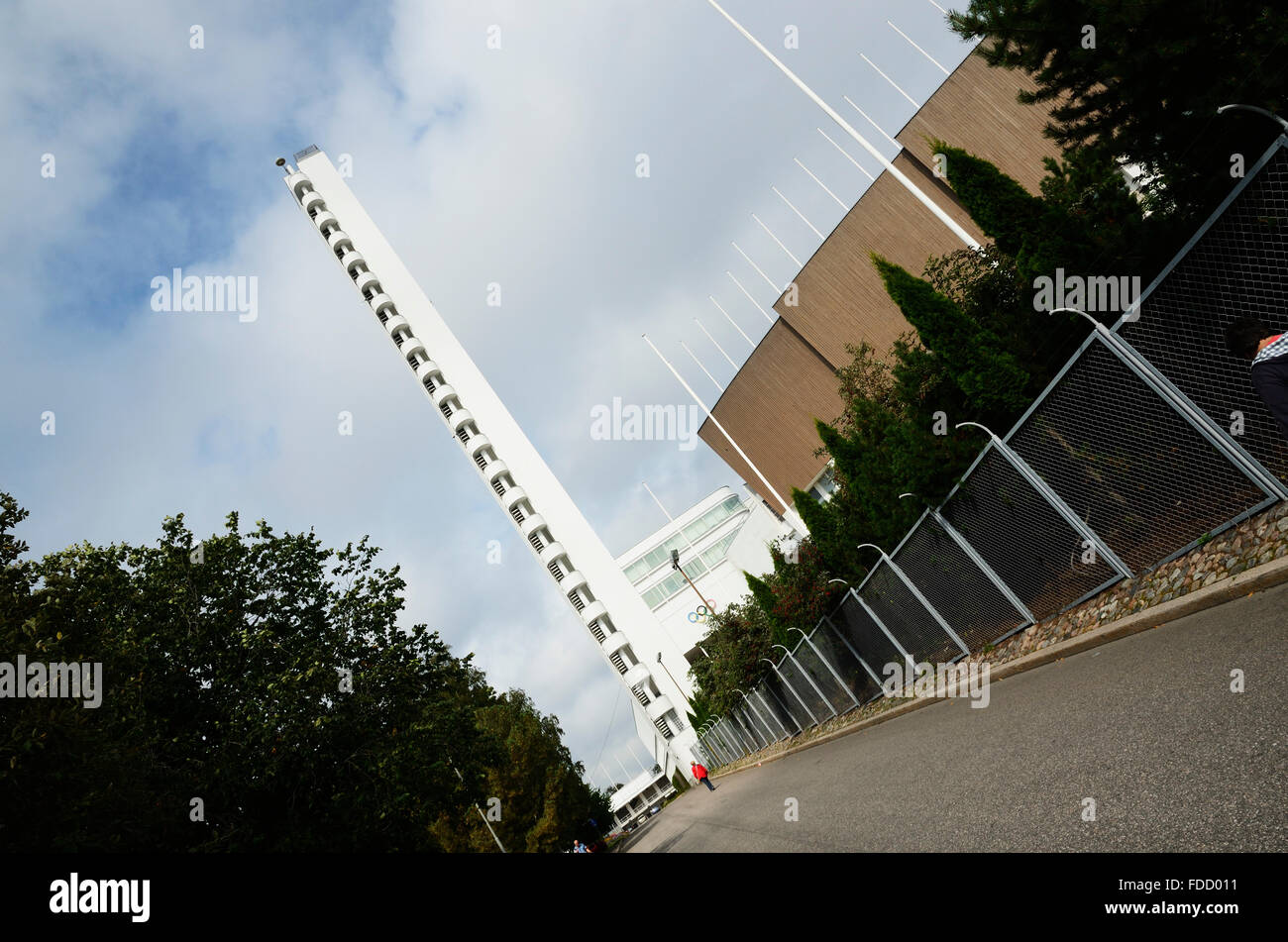 Olympiastadion - Olympiastadion- und Tower, befindet sich im Stadtteil Toolo. Zentrum der Aktivitäten in den Olympischen Spielen 1952. Stockfoto