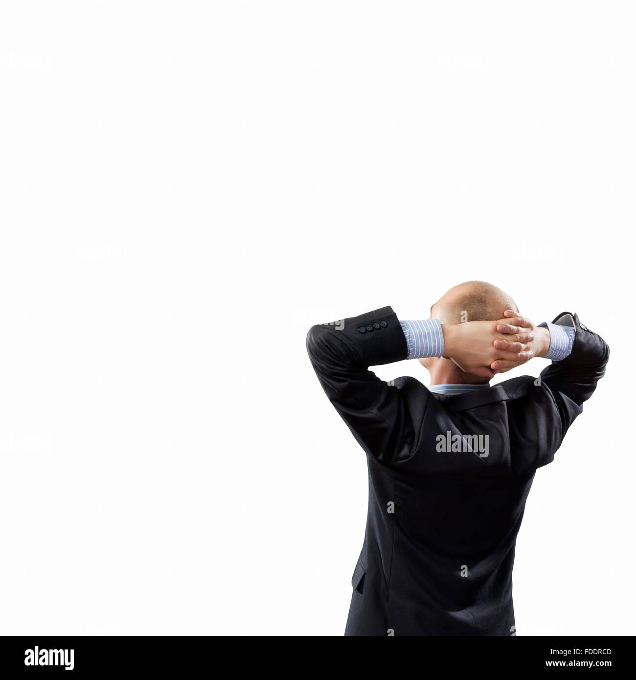 View-Bild der Geschäftsmann mit hinter dem Kopf verschränkten Armen zurück. Platz für text Stockfoto